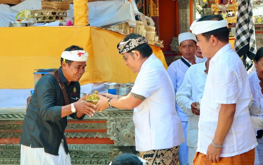 Giri Prasta Hadiri Upacara Melaspas di Bangli, Tekankan Pentingnya Dukungan Pemerintah