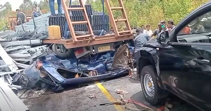 Niat Liburan ke Danau Toba Berujung Duka: Truk Gagal Menanjak Hantam Kijang di Jalur Alternatif Parapat, Tiga Wisatawan Asal Riau Tewas