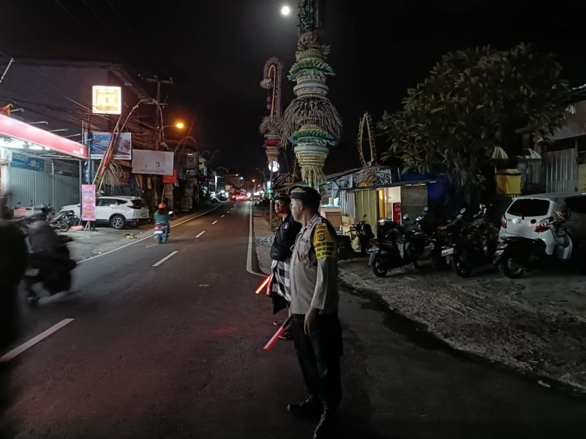 Pagelaran Calon Arang &lsquo;Kawisesan Bagawan Barang&rsquo; Berlangsung Aman Berkat Sinergi Polri dan Pecalang