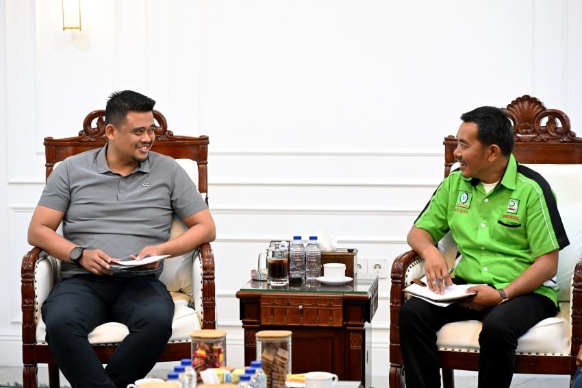 Gubernur Bobby Nasution: Kami Akan Perjuangkan Pesangon Buruh Kehutanan yang Terkena Dampak Pencabutan Izin