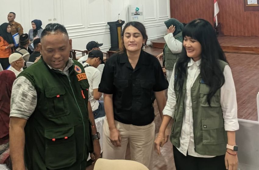 Pemkot Binjai Hadir untuk Warga, BPBD Salurkan Bantuan Perbaikan Rumah Korban Bencana Siklon Senyar