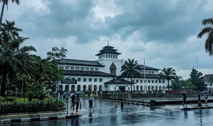 Hujan Dominasi Jawa Barat, Sejumlah Wilayah Berawan