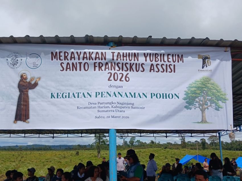 Tokoh Agama dan Masyarakat Turun Gunung, Gerakan Menanam Pohon Pulihkan Hutan Lindung Tanah Batak di Kawasan Danau Toba