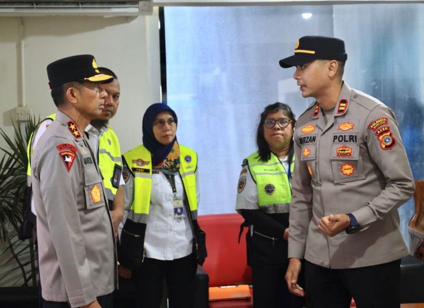 Kapolda Aceh Tinjau Pos Pelayanan Operasi Ketupat Seulawah 2026, Pastikan Keamanan Arus Mudik