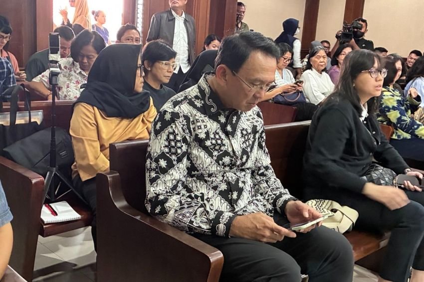 Bersaksi di Persidangan Tipikor, Ahok Kaget Kontrak LNG Puluhan Miliar Dolar Tanpa Pembeli