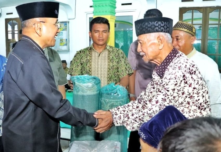 Buka Puasa Bersama di Bosar Maligas, Pemkab Simalungun Salurkan Santunan dan Gelar Pasar Murah