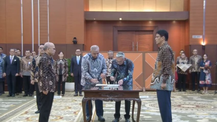 Purbaya Lantik Robert Leonard Marbun sebagai Sekjen Kemenkeu, Gantikan Heru Pambudi