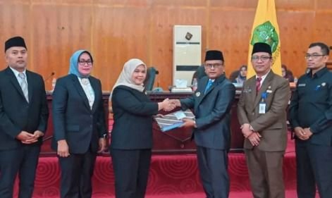 Isu Data Bencana Memicu Debat Sengit di Sidang LKPJ, Wali Kota Padangsidimpuan: Tak Ada yang Salah!