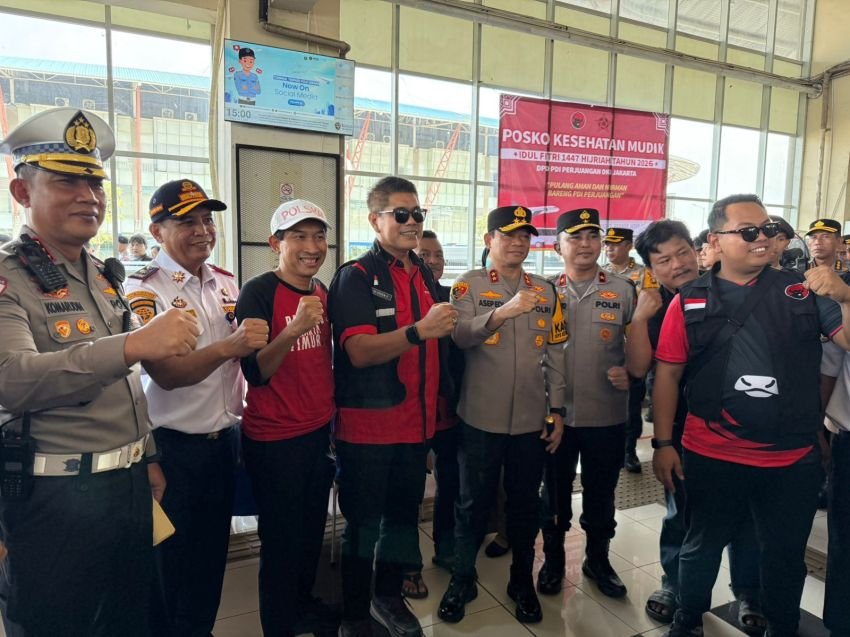 Kapolda dan Wakapolda Metro Jaya Cek Posko Kesehatan Mudik, Jaga Kesehatan Pemudik Lebih Optimal