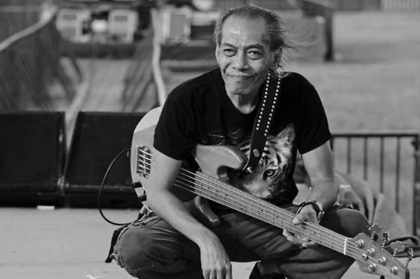 Dunia Musik Tanah Air Berduka, Donny Fattah Bassist God Bless Wafat di Usia 77 Tahun