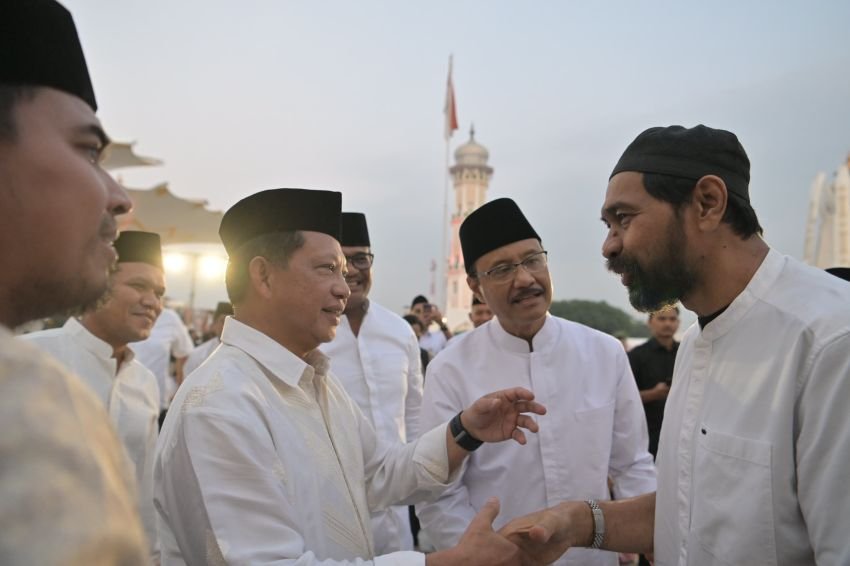 Aceh Ramadhan Festival: Ribuan Warga Padati Halaman Masjid Raya Baiturrahman untuk Buka Puasa Bersama