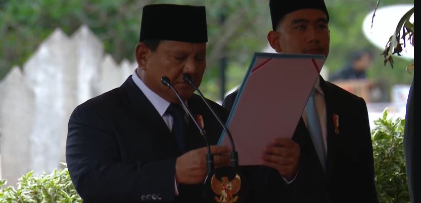 Presiden Prabowo Pimpin Pemakaman Wapres ke-6 Try Sutrisno di TMP Kalibata