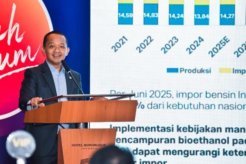 Presiden Prabowo Instruksikan Menteri ESDM Bahlil Lahadalia Membangun PLTS 100 GW