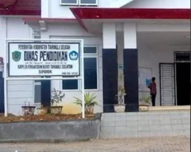 Sorotan terhadap Plt Kadisdik Tapsel Menguat, Muncul Dugaan Kepentingan di Balik Jabatan