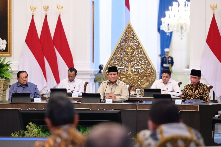 Momen Prabowo Diapit Mantan Presiden SBY dan Jokowi, Bahas Isu Nasional dan Geopolitik