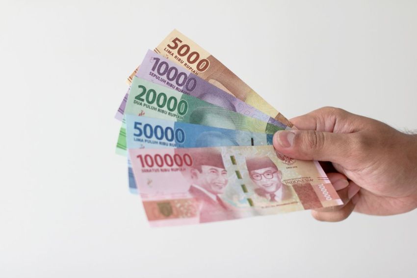 Nilai Tukar Rupiah Ditutup Melemah pada Perdagangan Rabu