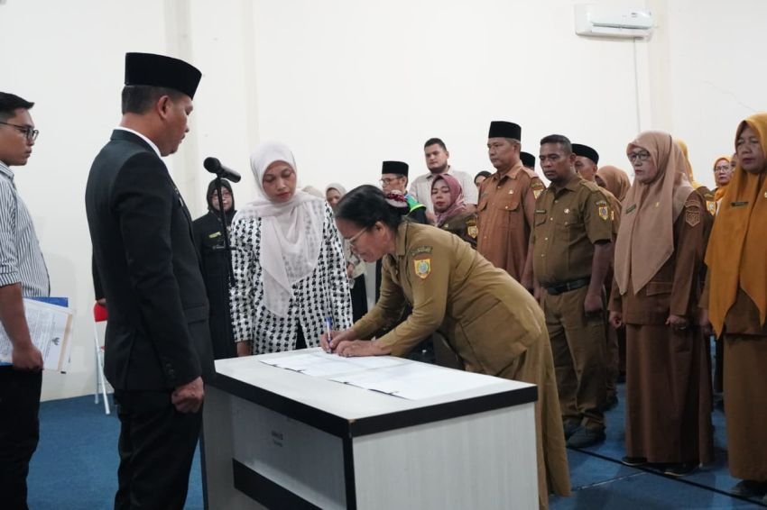 Pemkab Labuhanbatu Selatan Lantik Kepala Sekolah dan Kepala Puskesmas, Perkuat Layanan Pendidikan dan Kesehatan