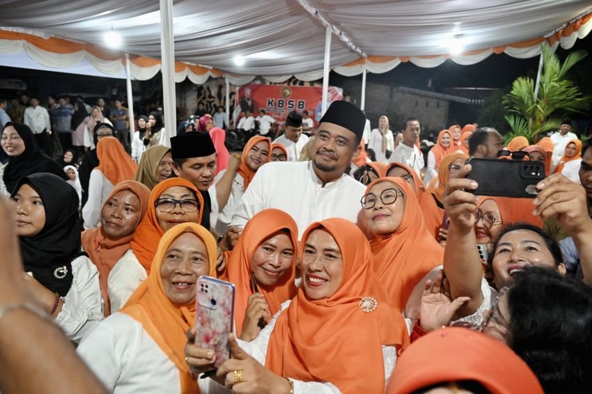 Safari Ramadan di Pematangsiantar, Gubernur Sumut Dorong Seimbangkan Pembangunan Masjid dan Kesejahteraan Warga