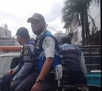 Viral! Oknum Dishub Medan Diduga Pungli Sopir Pikap Rp 500 Ribu
