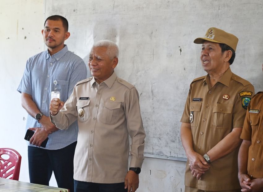 Wagub Surya Ajak Siswa SMKN 1 Portibi Siap Menjadi Generasi Penerus Indonesia Emas 2045