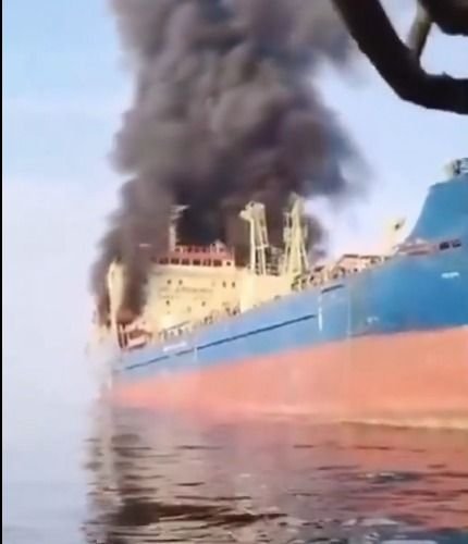 Ketegangan Meningkat: Serangan Iran Hantam Kapal Tanker di Jalur Strategis