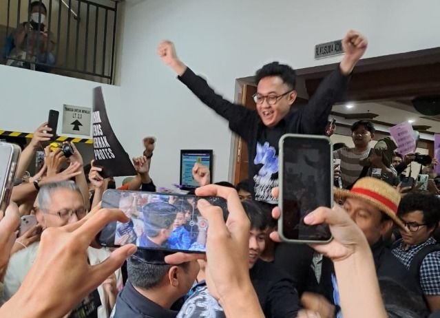 Delpedro Cs Divonis Bebas! Kemenangan Demokrasi dan Kebebasan Berpendapat di Indonesia