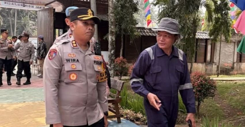 Kapolres Padangsidimpuan Pimpin Patroli Keamanan di Pusat Perbelanjaan dan Wisata, Pastikan Idulfitri Aman dan Nyaman