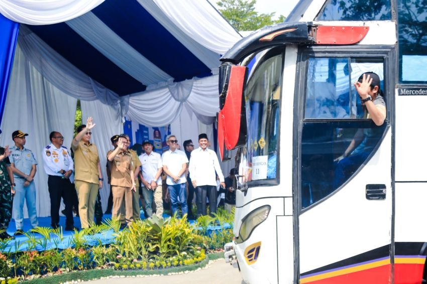 Mudik Bareng Pemko Medan 2026, Rico Waas Lepas 4.000 Warga Pulang Kampung: Mudik Aman, Keluarga Senang!