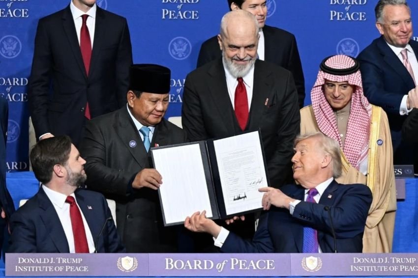 Indonesia Resmi Tangguhkan Board of Peace, Fokus Lindungi WNI di Tengah Konflik Iran-Israel-AS
