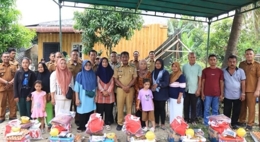 12 Rumah Warga Rusak Diterjang Angin Puting Beliung, Wali Kota Binjai Turun Tangan Salurkan Bantuan Sembako dan Material Bangunan
