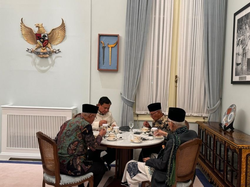 Momen Presiden Prabowo Buka Puasa Bersama Rais Aam PBNU, Ketum Muhammadiyah, dan Ketum MUI di Istana Merdeka