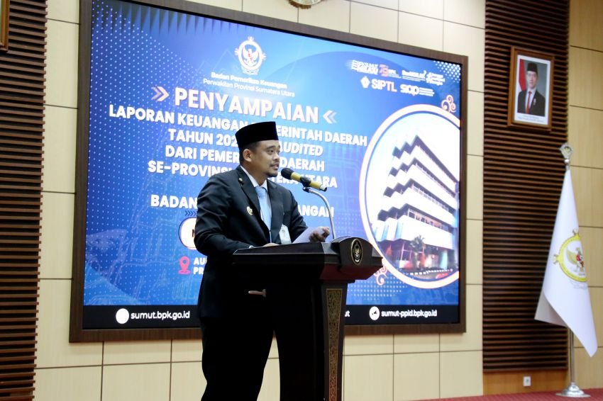 Gubernur Bobby Nasution Serahkan Laporan Keuangan Pemprov Sumut 2025 ke BPK: Transparansi dan Akuntabilitas Ditekankan