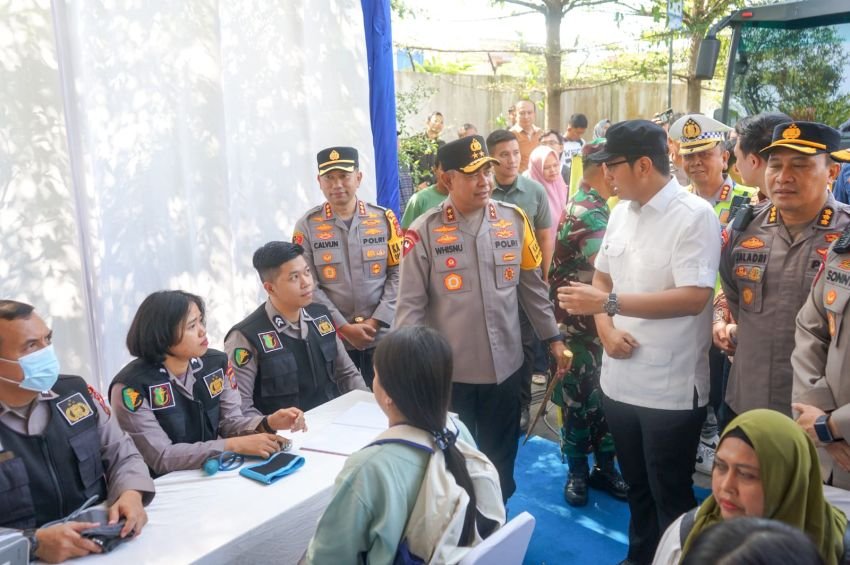 Demi Mudik Aman, Polda Sumut Sediakan Layanan Kesehatan Gratis untuk Pemudik dan Sopir Bus di Terminal Amplas