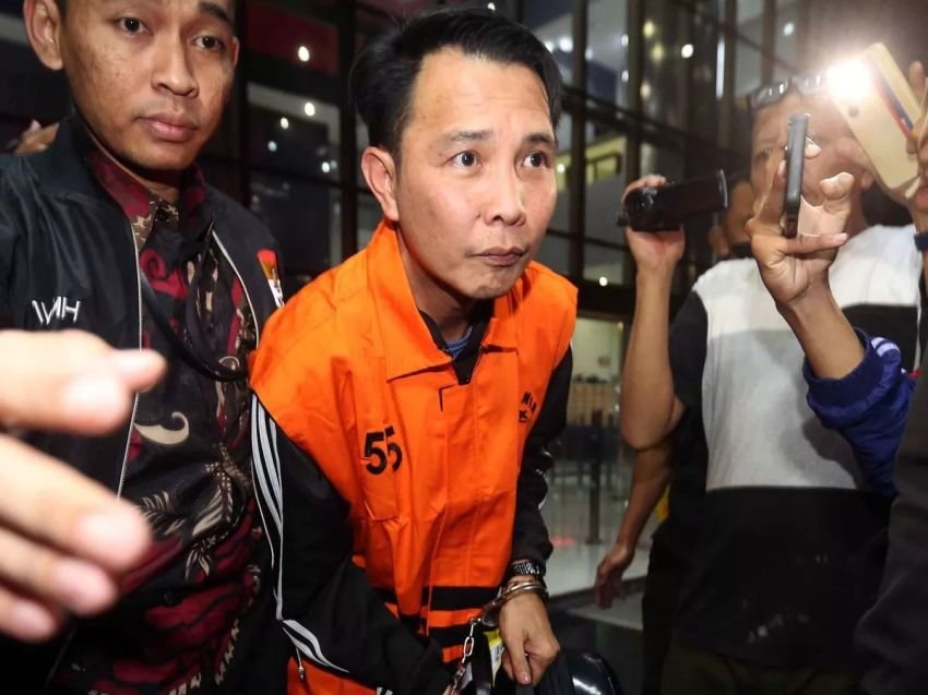 KPK Geledah Rumah Bupati Rejang Lebong dan Kadis PUPR, Temukan Uang Suap Rp 1 Miliar