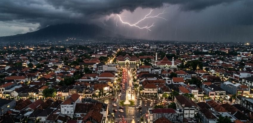 Cuaca DIY Berpotensi Hujan Petir di Kulon Progo, Sleman Diguyur Hujan Sedang