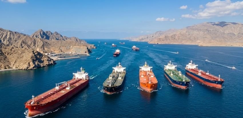 Meski Ditutup Iran, Sejumlah Negara Berhasil Lewati Selat Hormuz