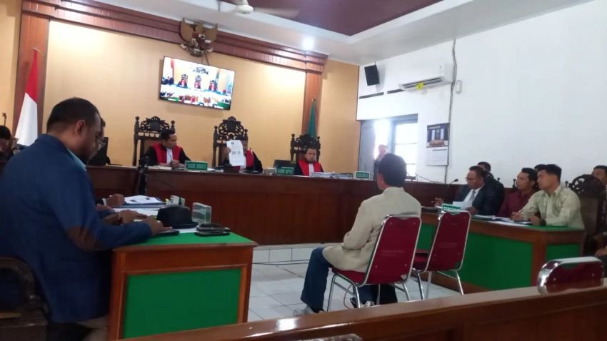 Penggugat Ijazah Jokowi Ajukan Banding ke PN Solo Usai Gugatan Citizen Lawsuit Ditolak Pengadilan