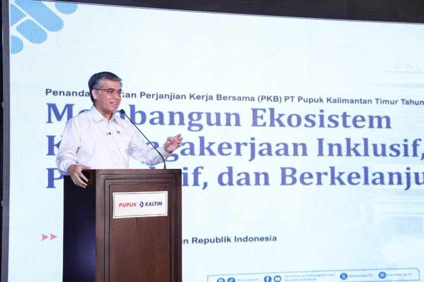 Menaker Ingatkan Ancaman AI: Pekerja Indonesia Harus Siap Beradaptasi atau Tertinggal