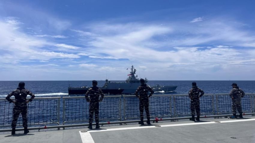 TNI AL Perkuat Kerja Sama Pertahanan dengan Malaysia Melalui Latihan PASSEX di Laut Jawa, Tingkatkan Keamanan Maritim Kawasan