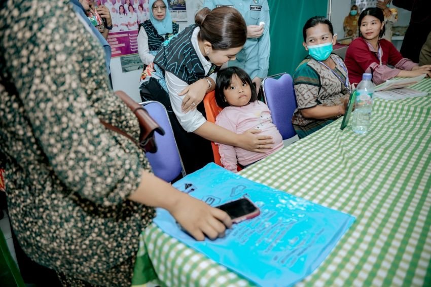 Sambut HKG PKK ke-54, Kahiyang Ayu Tekankan Pentingnya Kesehatan Masyarakat