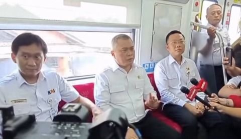 KAI dan Menhub Buka Suara soal Usulan Pemindahan Gerbong Wanita ke Tengah KRL