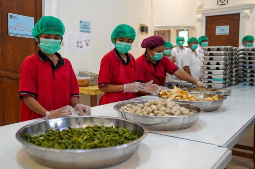 Tak Sekadar Program Sosial, MBG Disebut Gerakkan Ekonomi dan Peluang Bisnis Baru