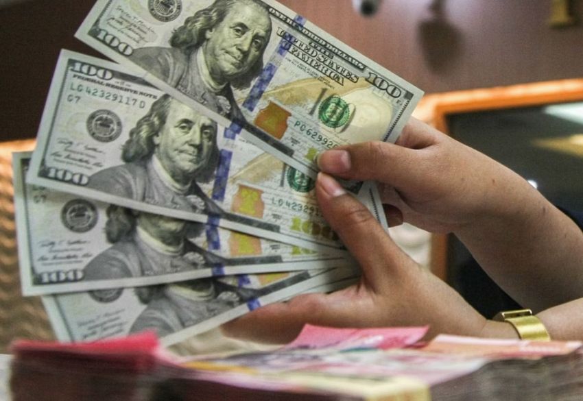 Rupiah Ditutup Menguat ke Rp17.143 per Dolar AS di Tengah Sentimen Geopolitik Global