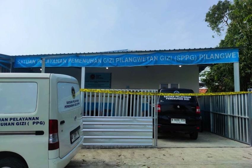 Ratusan Santri Diduga Keracunan Menu MBG di Demak, Dapur SPPG Disegel Polisi