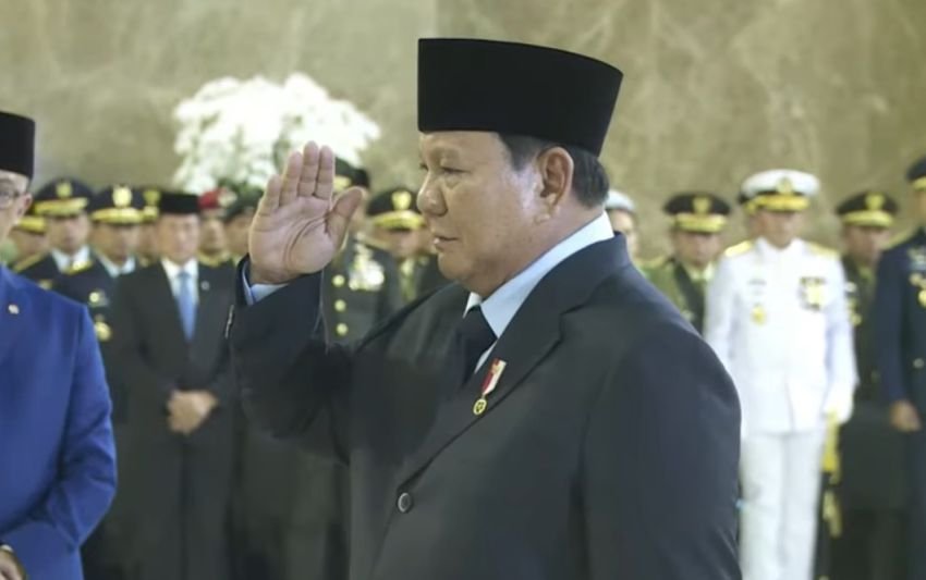 Penghormatan Terakhir untuk Tiga Prajurit TNI yang Gugur dalam Tugas Perdamaian di Lebanon, Prabowo: Terima Kasih atas Pengabdian Mereka