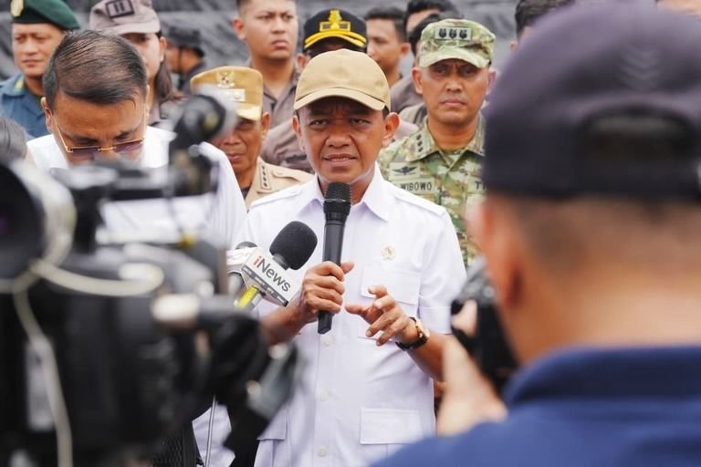 Bahlil Ajak Masyarakat Hemat Energi, dari Matikan Lampu hingga Beralih ke Mobil Listrik