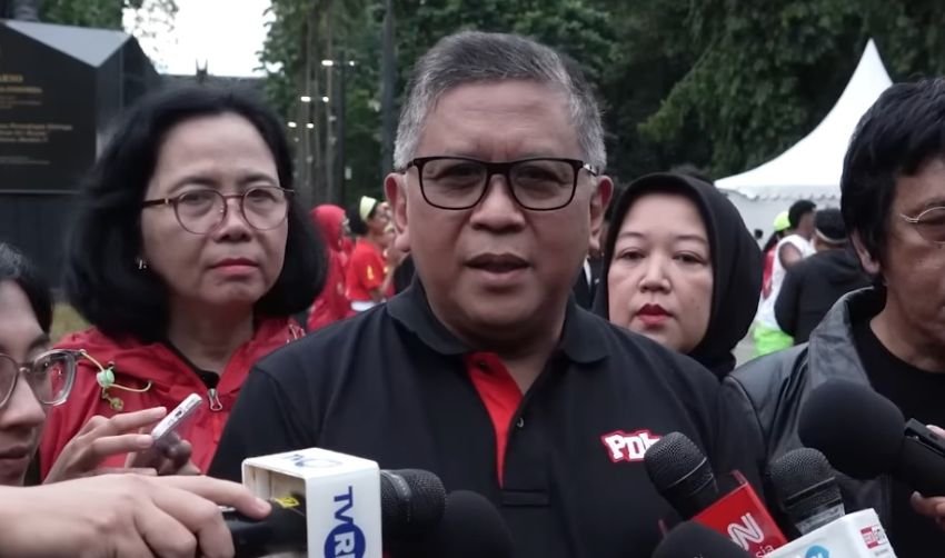 Hasto Kristiyanto: Kita Kritik Pemerintah, Karena Cinta dan Sayang Tanah Air