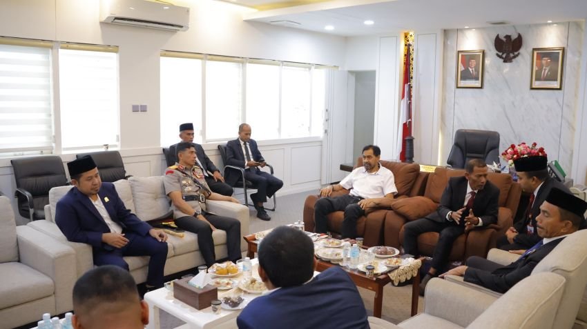 Kapolda Aceh Ikut Rapat Paripurna, DPR Bahas Kinerja Pemerintah 2025