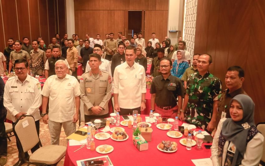 UKW dan Seminar AMSI Digelar di Banda Aceh, Sekda Tekankan Profesionalisme Wartawan