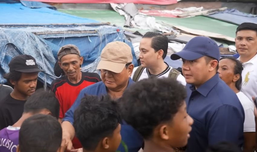 Seskab Teddy Singgung &ldquo;Inflasi Pengamat&rdquo;: Faktanya 96 Juta Warga Percaya Presiden Prabowo